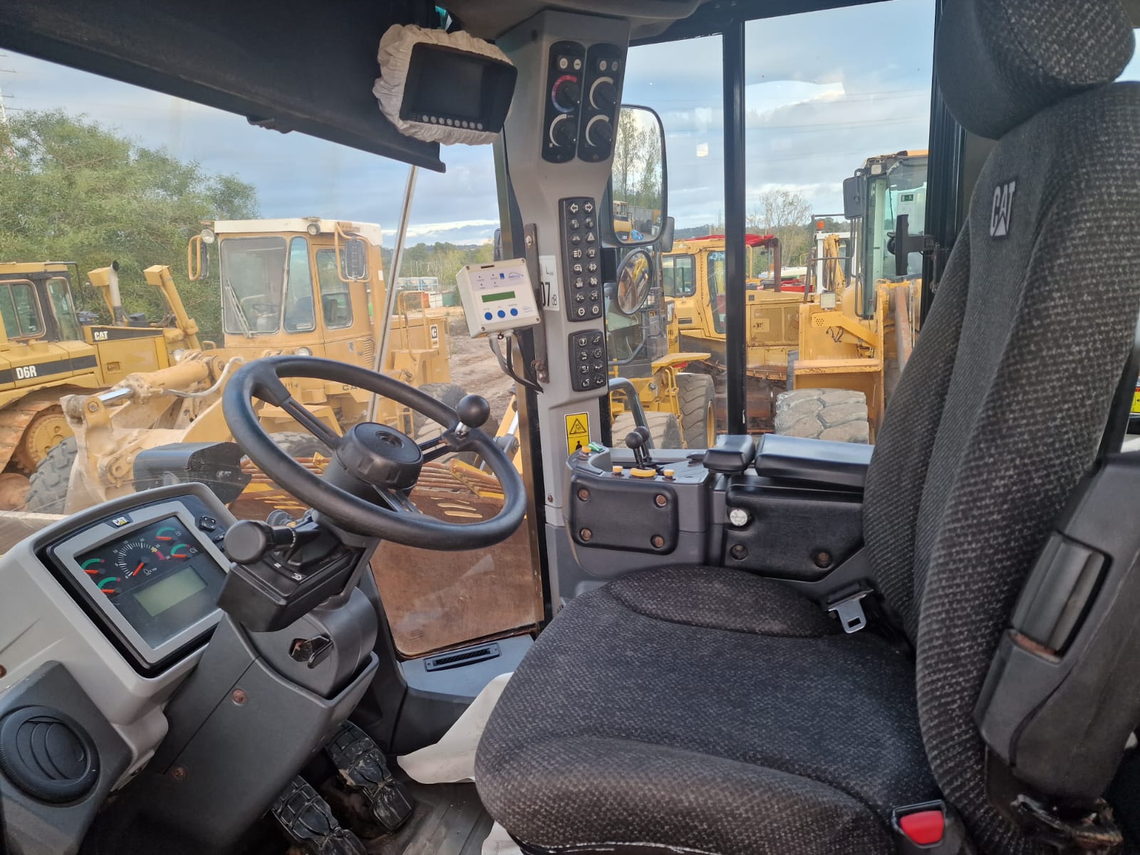 2014 – Caterpillar  950 K