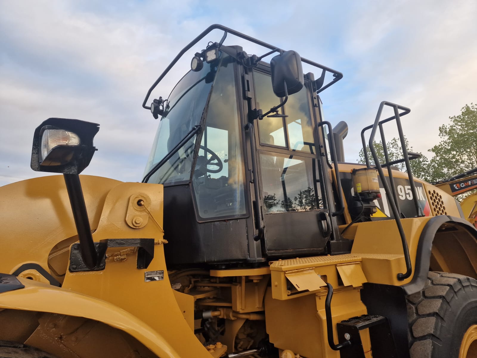 2014 – Caterpillar  950 K