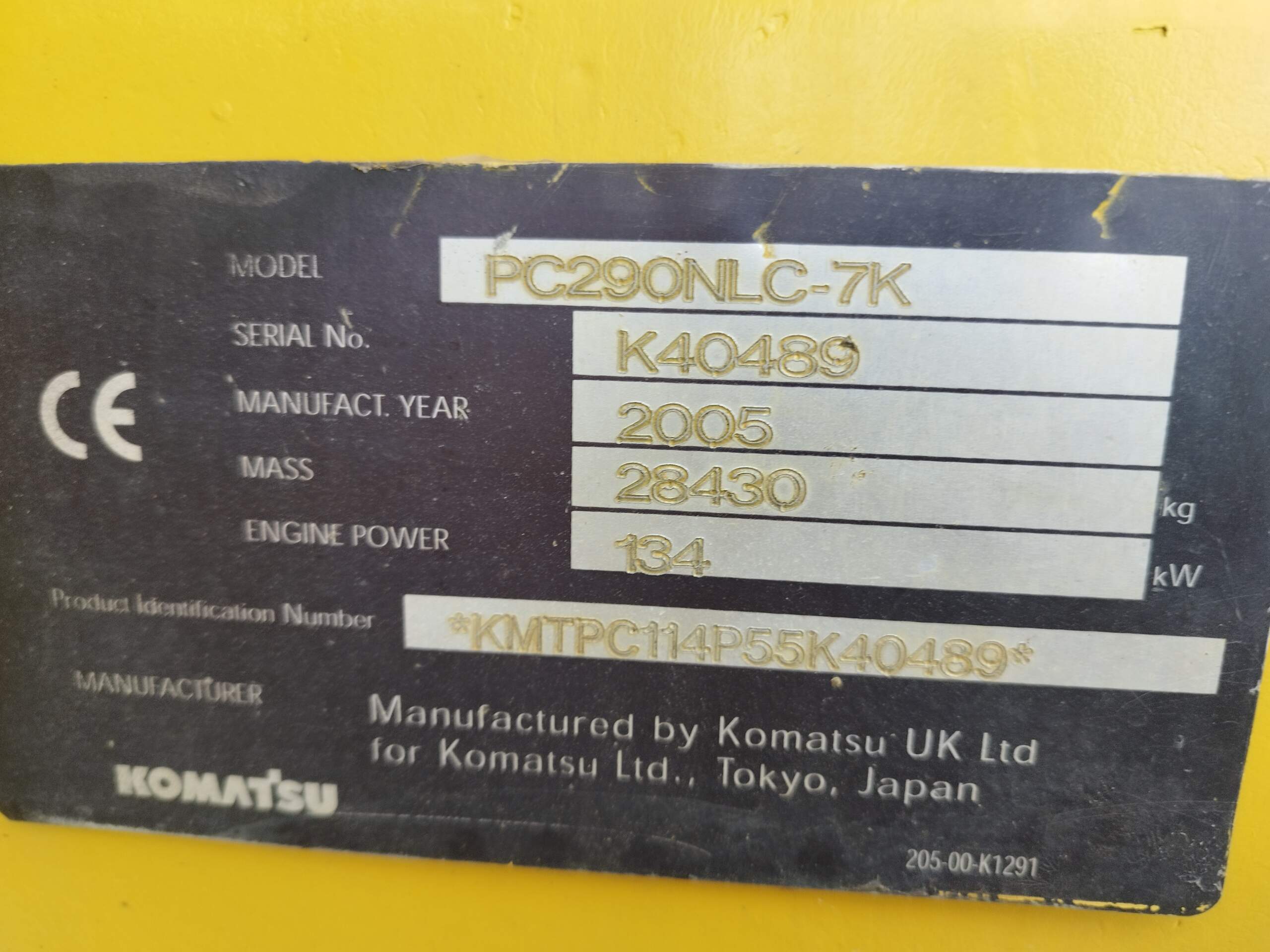 2005 – Komatsu PC290 NLC-7K