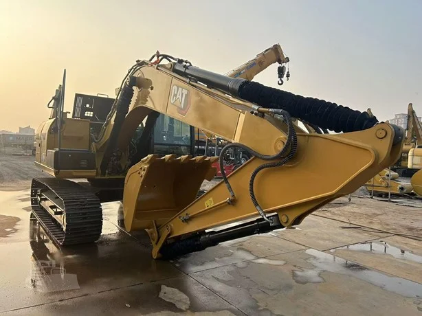 2021 – Caterpillar   313D2 GC